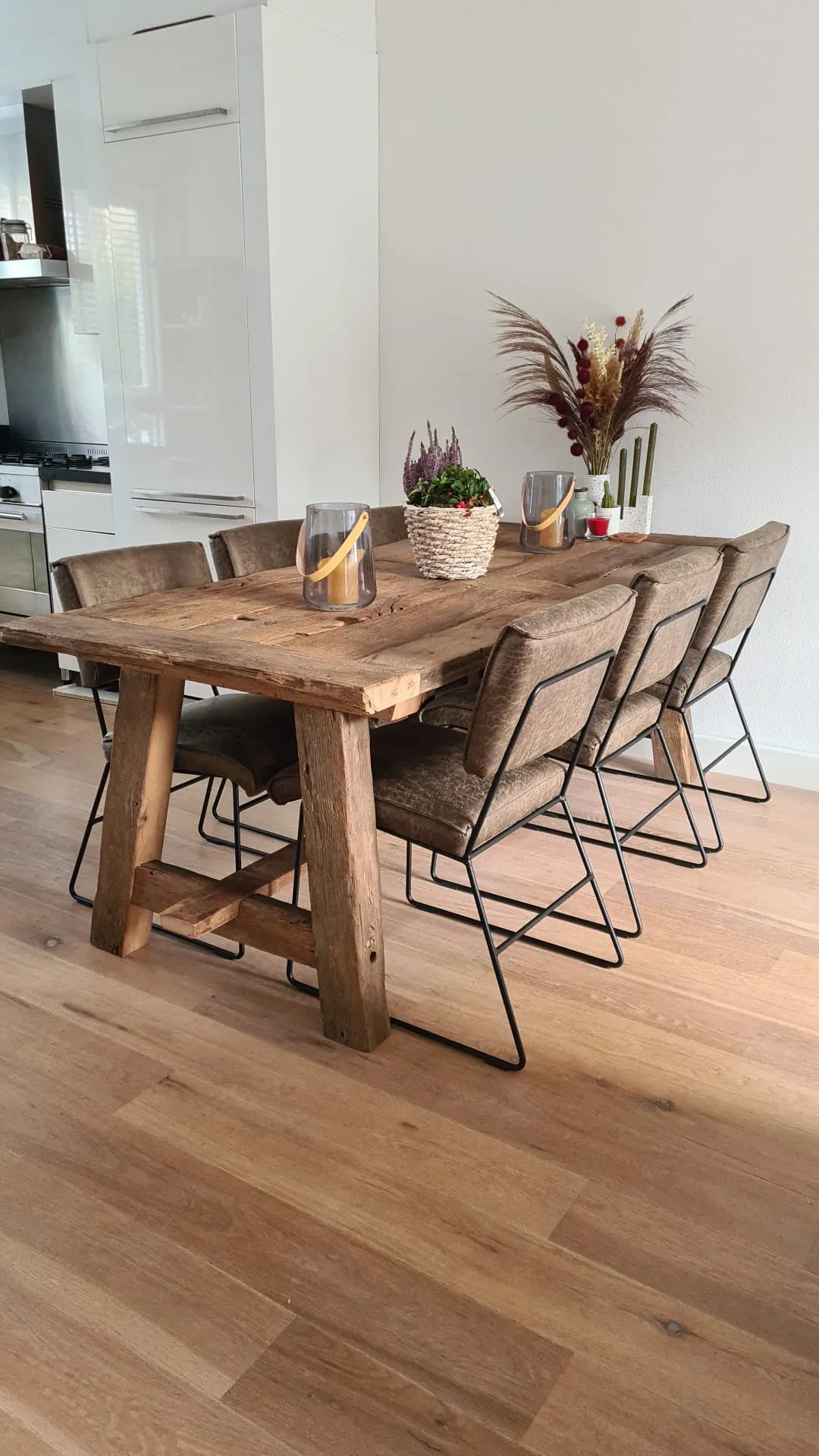MoodsWood — werkwijze, Levering en montage
